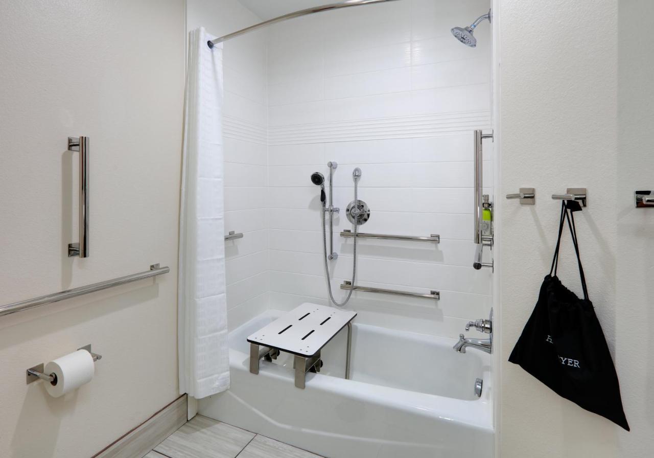Candlewood Suites Dfw West - Hurst By Ihg Екстер'єр фото